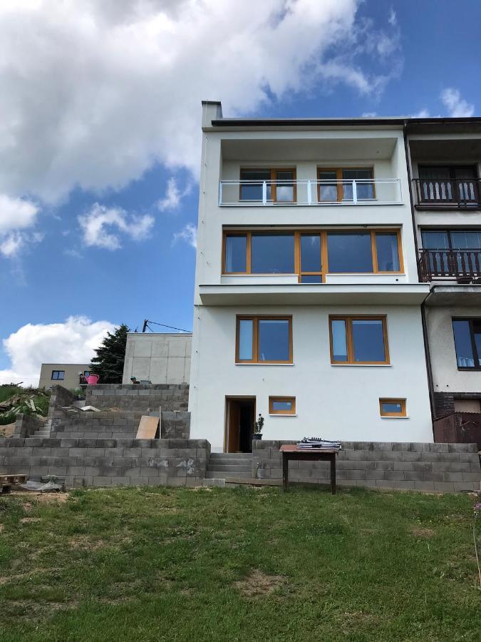 Soukromy Pokoj S Kuchyni A Koupelnou V Radovce Nove Mesto na Morave Exteriör bild